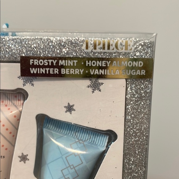 Beauty Concepts Lip Balm Collection - Picture 4 of 6